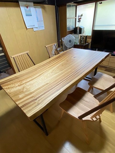 納品のご報告 楠一枚板ダイニングセット | 一枚板テーブル 家具工房鳳山堂