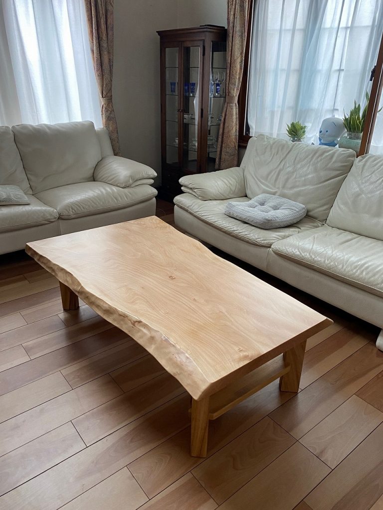 納品のご報告 栃一枚板センターテーブル | 一枚板テーブル 家具工房鳳山堂
