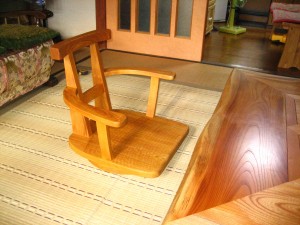 一枚板ソファ椅子 (5)
